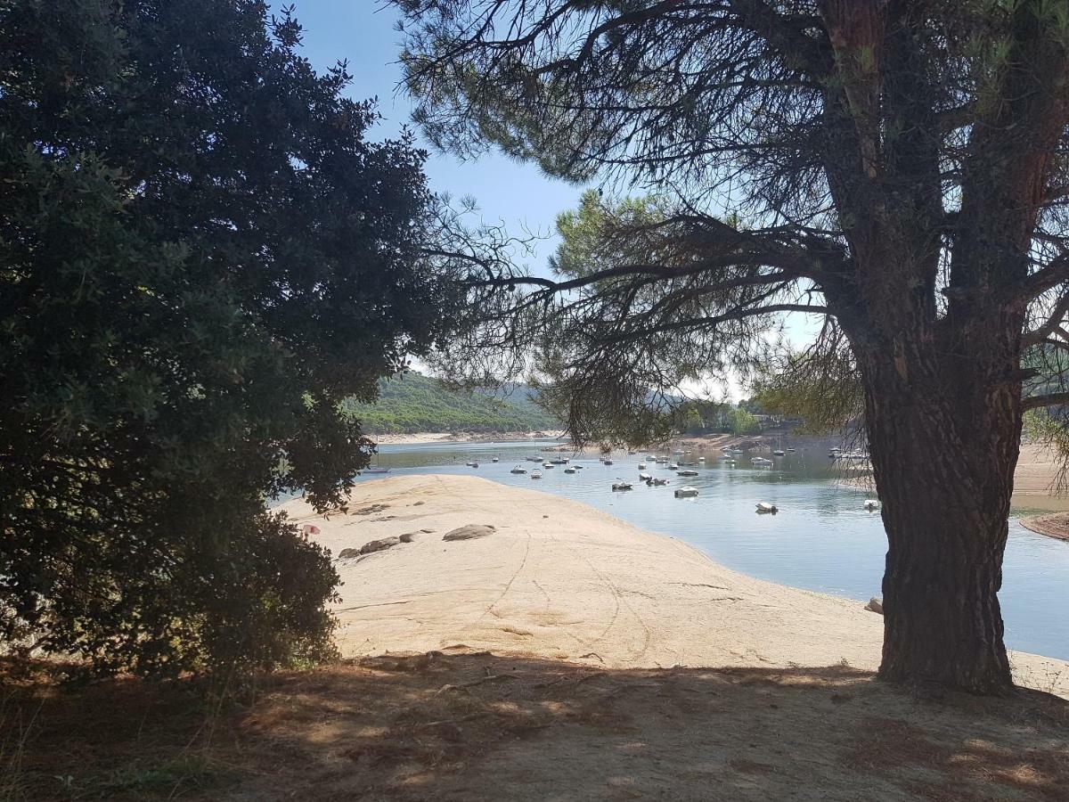 Retiro Chic Frente Al Lago - A 1 Hora De Madrid, Pantano De San Juan San Martín de Valdeiglesias Exterior photo